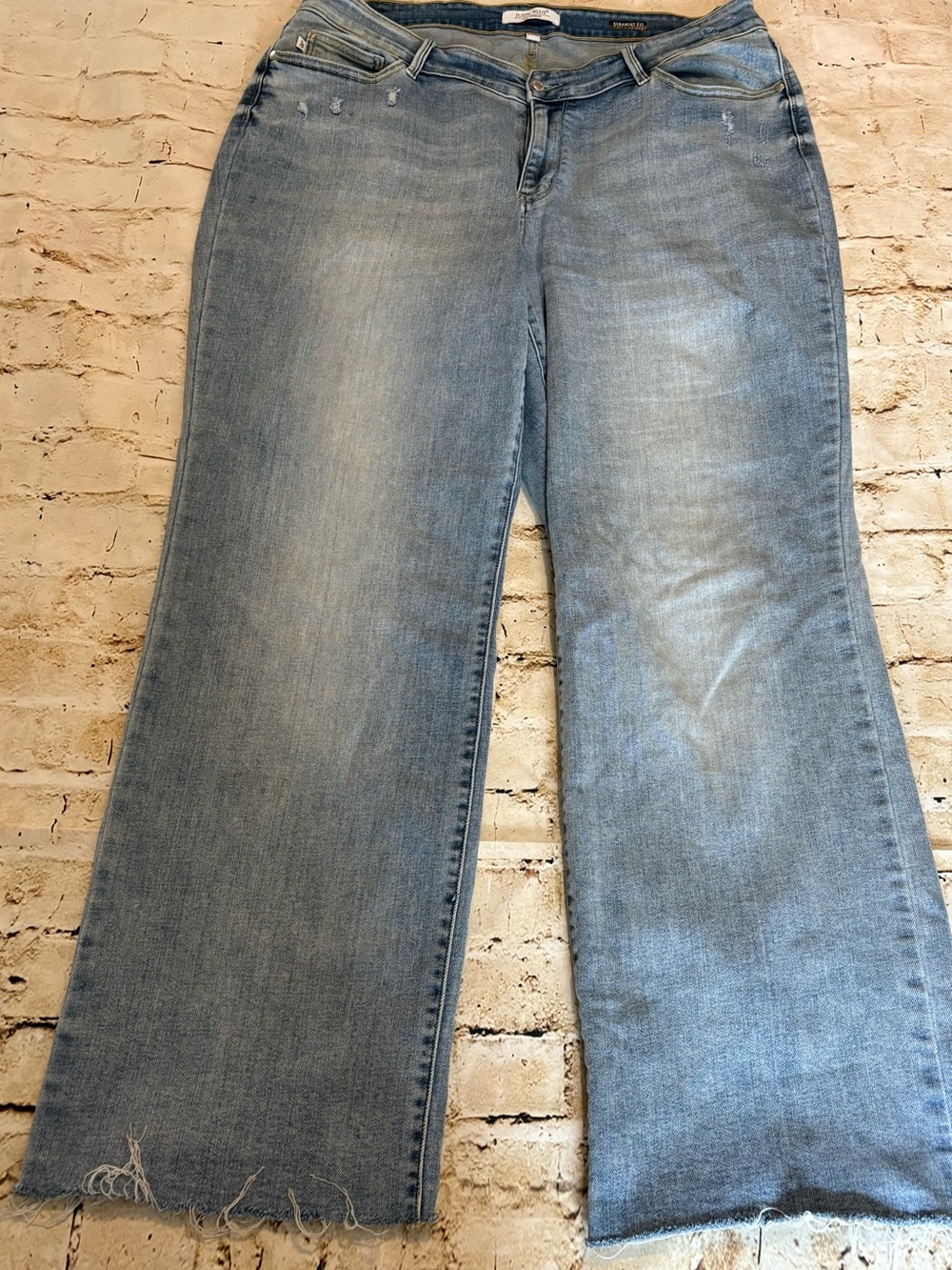 Judy Blue Light Blue Wide Leg Straight Fit Jeans